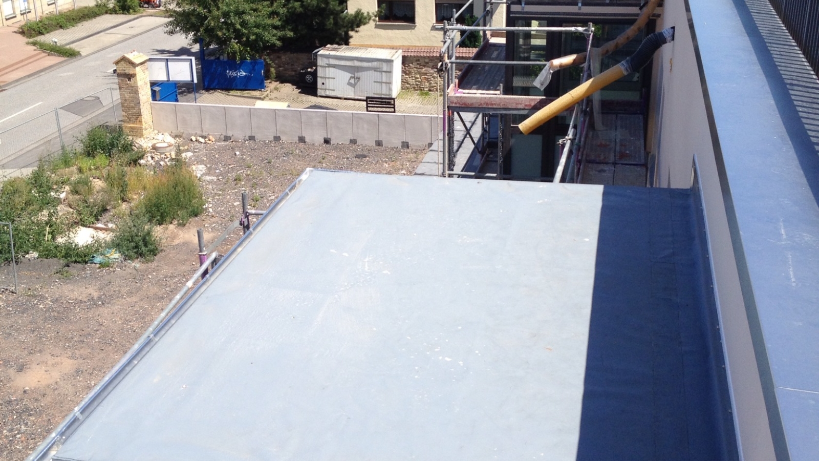 1E706B3A-79DF-4F6B-B47E-56D267C87F75