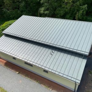 Dacheindeckungen und Fassadenbekleidungen aus Metall